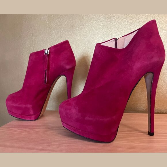 NEW Giuseppe Zanotti Red Suede Boots Size IT 35 US 5 MSRP $550 No Box - Picture 4 of 6